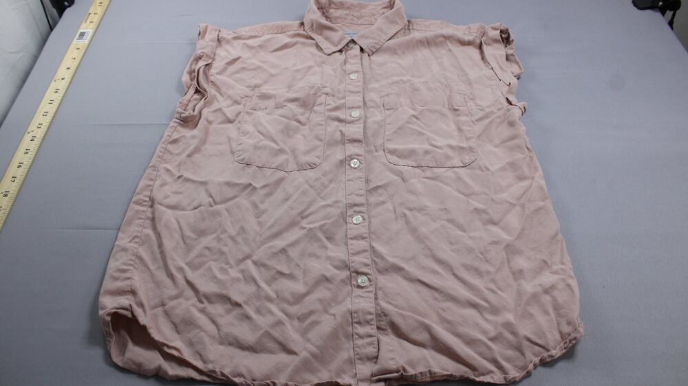 Marc New York Short Sleeve Button-up Shirt Womens M Pink Cuffed